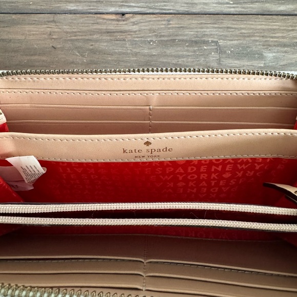 Kate Spade Wallet - Picture 4 of 6